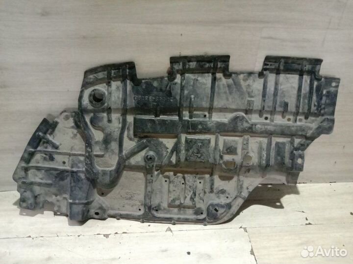 Пыльник переднего бампера Toyota