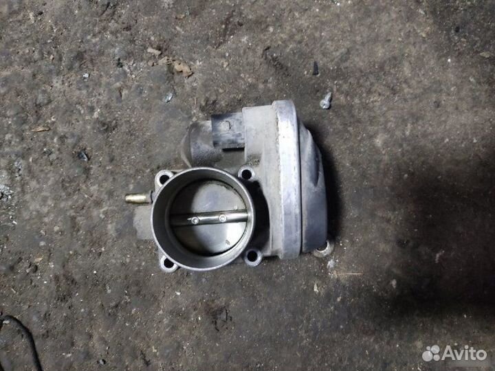 Дроссельная заслонка Renault Megane 3