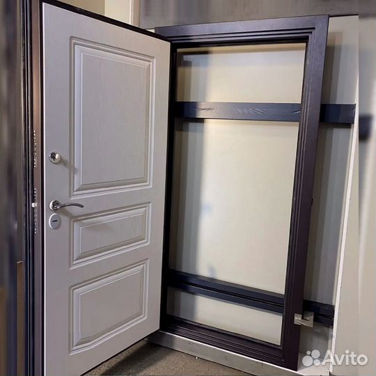 Дверь входная с терморазрывом