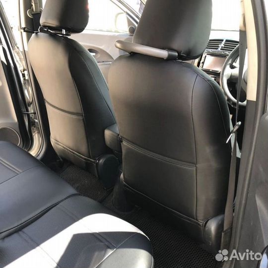 Чехлы Toyota Ist 110