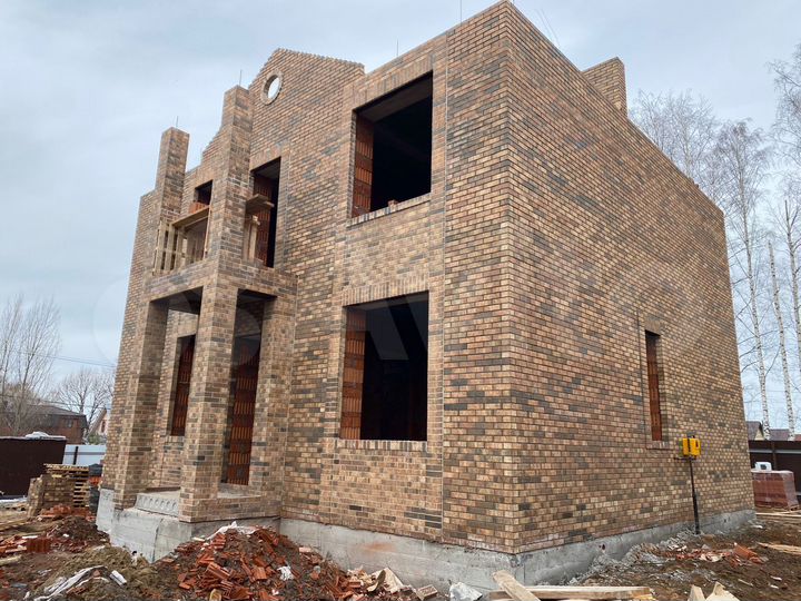 Коттедж 166,2 м² на участке 8 сот.