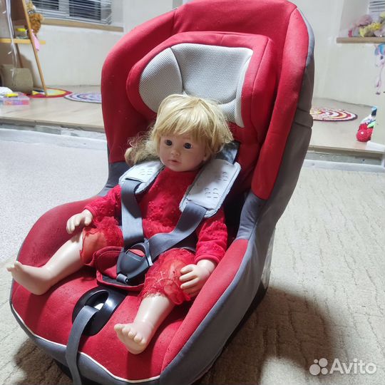 Детское автокресло Chicco 9-18 кг