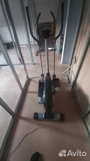 Эллиптический тренажер torneo Stella c517