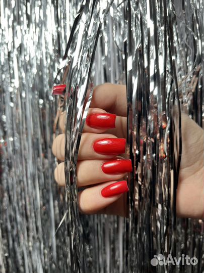 Наращивание ногтей, маникюр