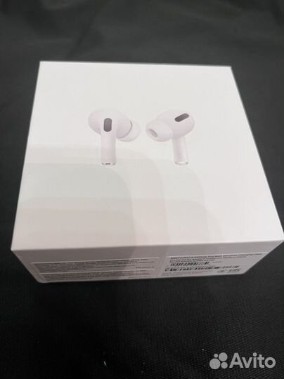 Беспроводные наушники apple airpods