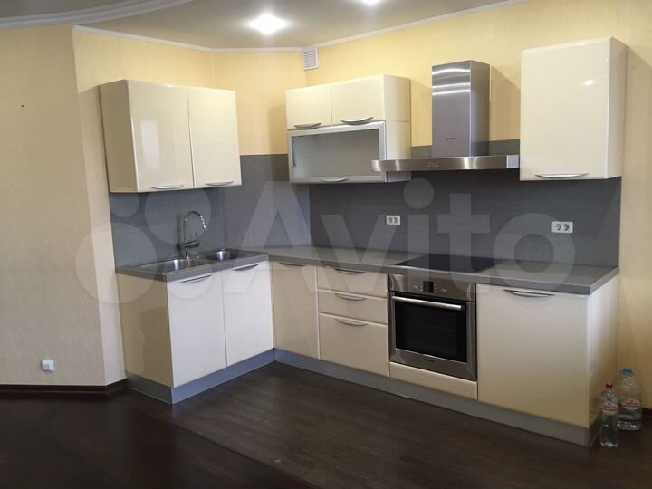 3-к. квартира, 108,4 м², 13/20 эт.