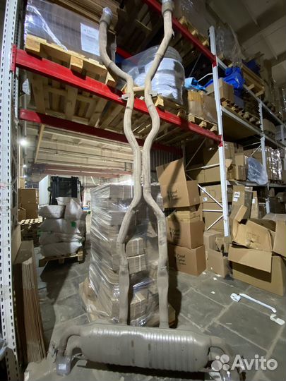 Оригинальная выхлопная система на мерседес gls63