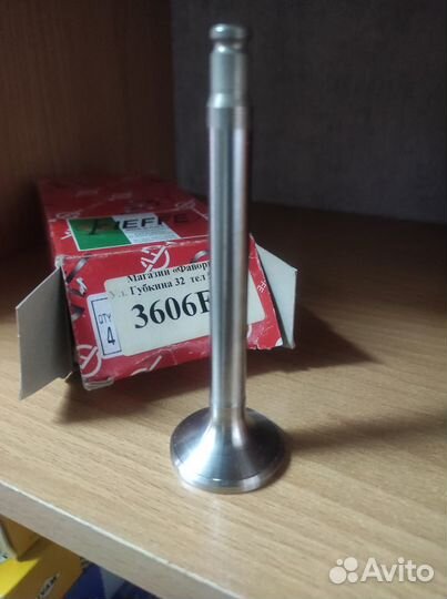 Клапан выпускнойom110 mercedes benz W126 1979-1991