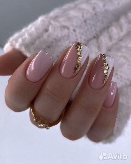 Нужна модель на маникюр