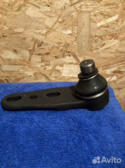 Шаровая опора на audi новая