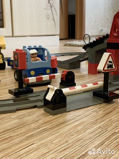 Lego duplo грузовой поезд