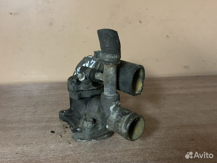 Корпус термостата Galant (EA) 1997- 2.0 Di