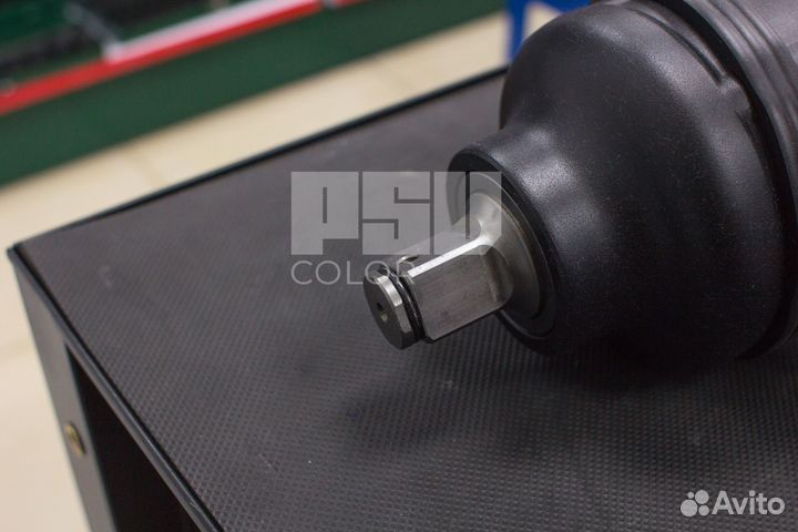 Пневмогайковерт ударный 1