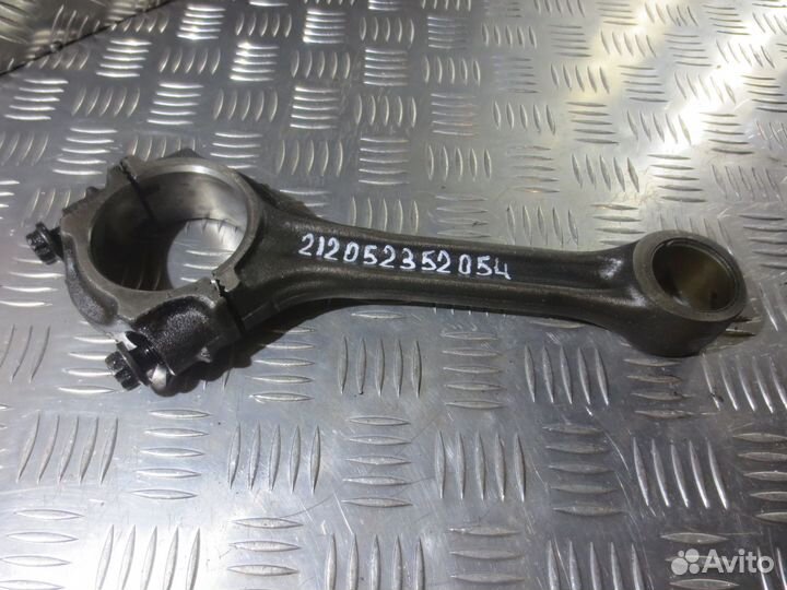 Шатун Mercedes-Benz 0501