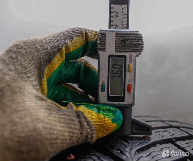 Michelin X-Ice North 4 215/65 R17 103T