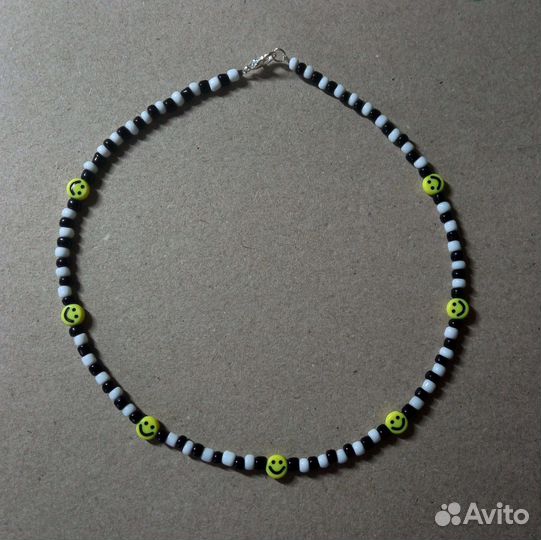 Ожерелье из бусин