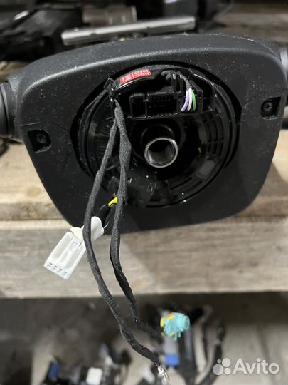 Стрекоза Toyota rav4 xa50