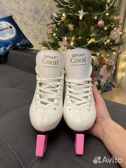 Коньки фигурные Graf Coral
