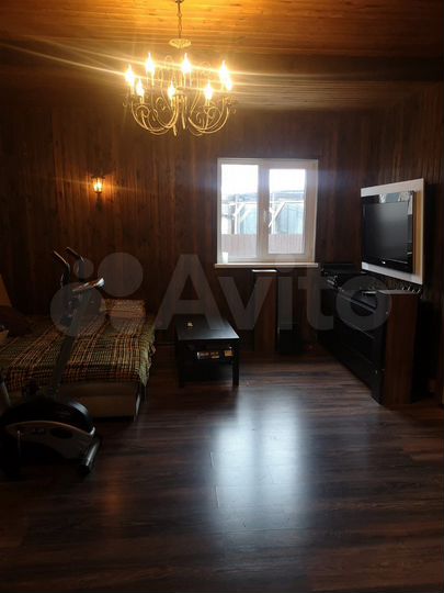 Дом 100 м² на участке 8 сот.