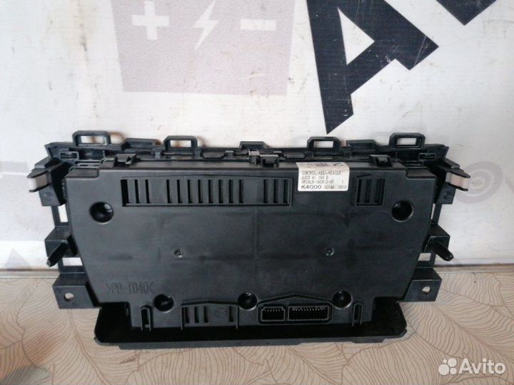 Блок управления климат-контролем Mazda 6 Gj 2.5 PY