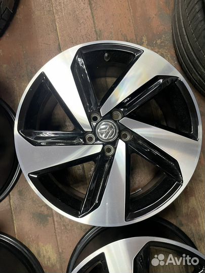Диски VW Polo R17