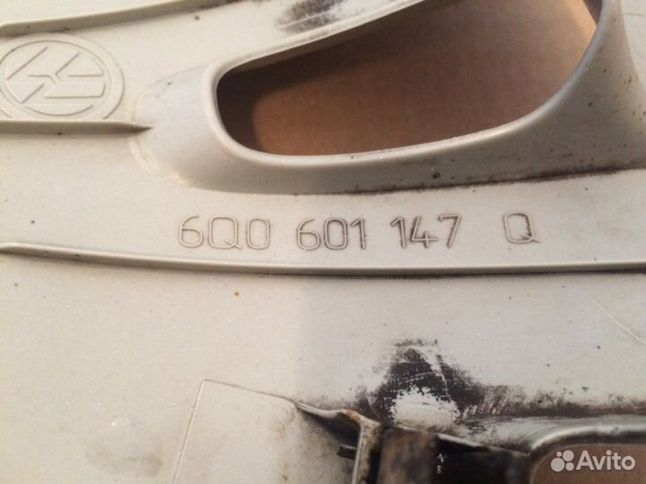 Колпак колеса VW Polo 6Q0601147Q