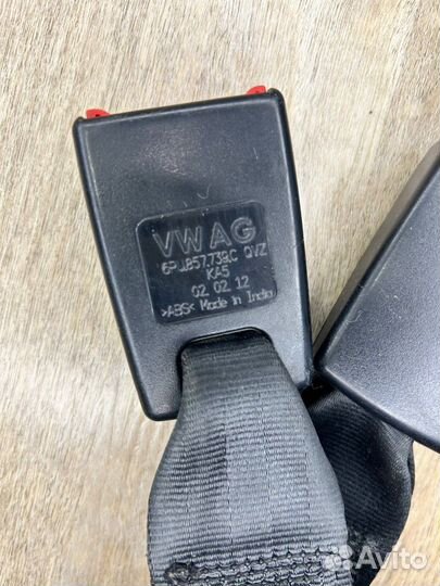 Ответная часть ремня безопасности задняя