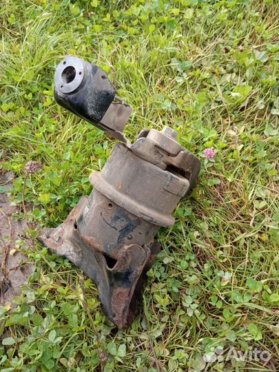 Опора двигателя правая Honda civic 4D Hybri
