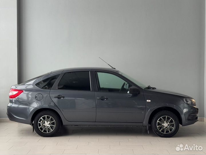 LADA Granta 1.6 МТ, 2020, 85 000 км