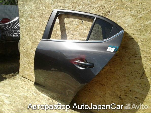 Мазда 3бм задняя левая дверь