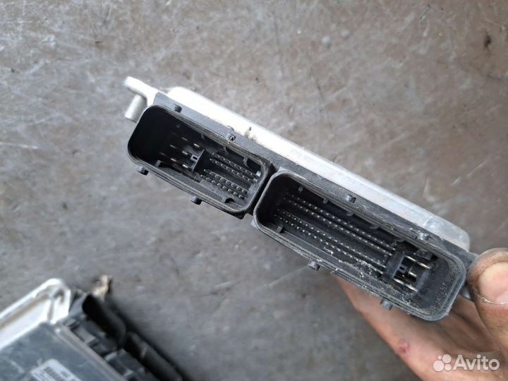 Блок управления двигателем BMW E65 E66