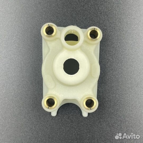 Корпус помпы Suzuki DF 4-6(A) (Suzuki)