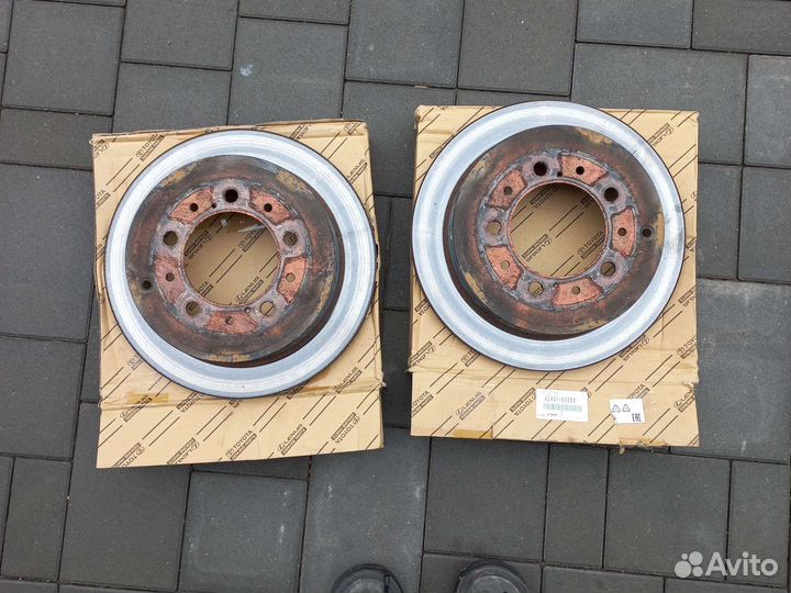 Тормозные диски задние toyota land cruiser 200