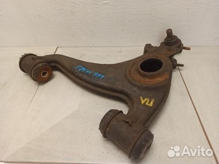 Рычаг передний левый нижний