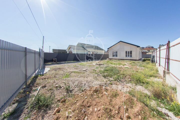 Дом 95 м² на участке 5 сот.