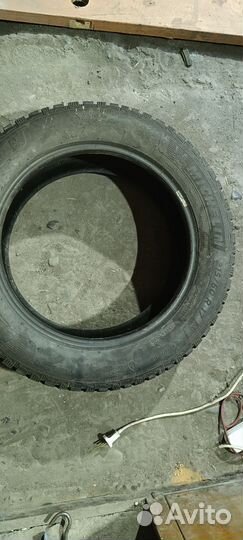 Michelin X-Ice North 4 215/60 R17