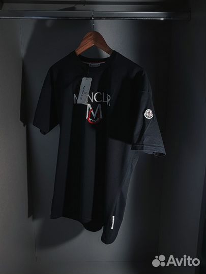 Футболка Moncler для истинных ценителей стиля