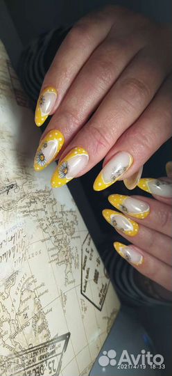 Наращивание ногтей, покрытие гель лаком, педикюр