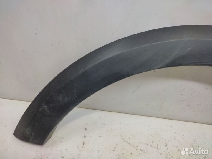 Накладка крыла передняя левая Renault Sandero 2