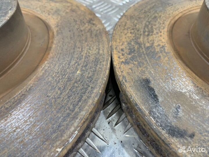 Диски комплект передние Subaru Xv GP