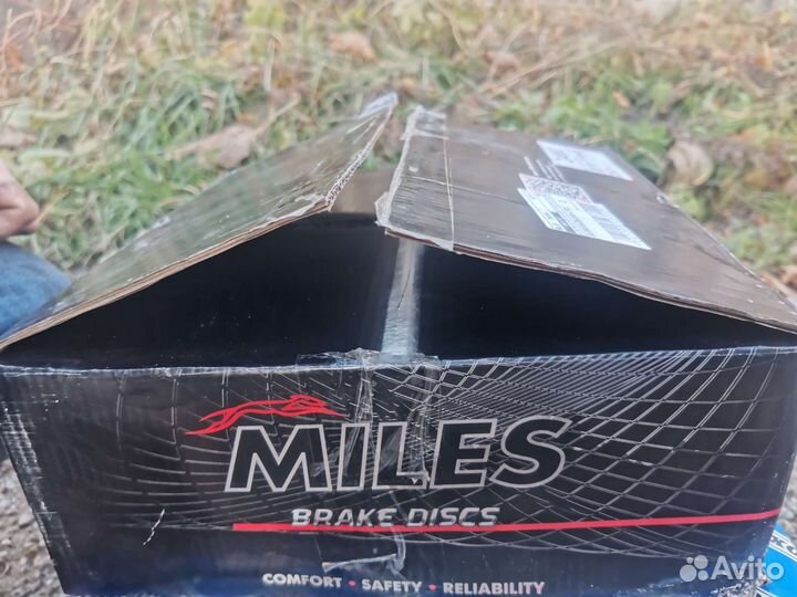 Диски тормозные задние K011177 miles