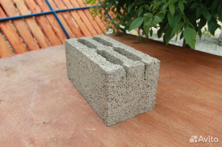 Керамзитобетонные блоки 4-х щелевые
