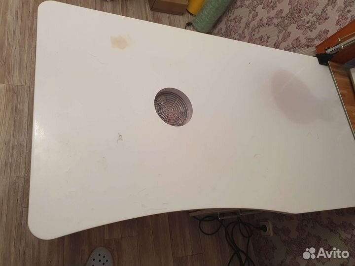 Стол для маникюра