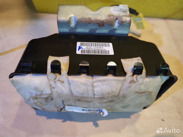 Подушка безопасности в торпеду jeep wk