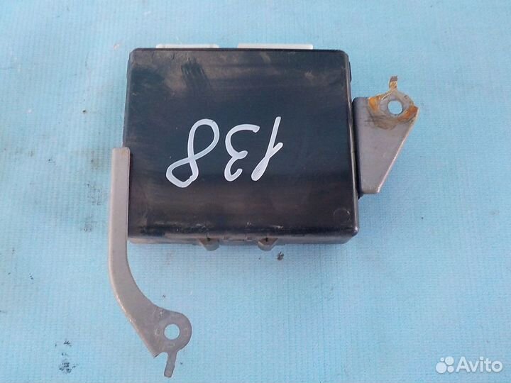 Блок управления центральным замком lexus RX 2 (300