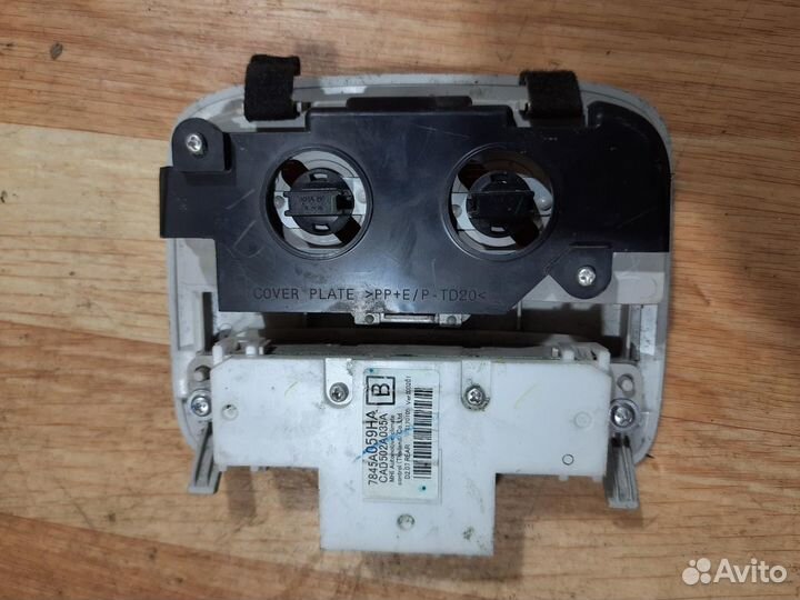 Плафон освещения салона Mitsubishi Paje