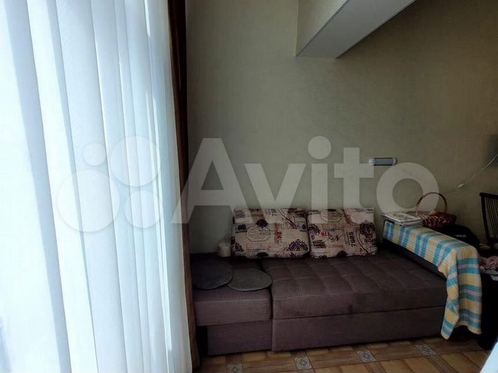 2-к. квартира, 78 м², 1/6 эт.