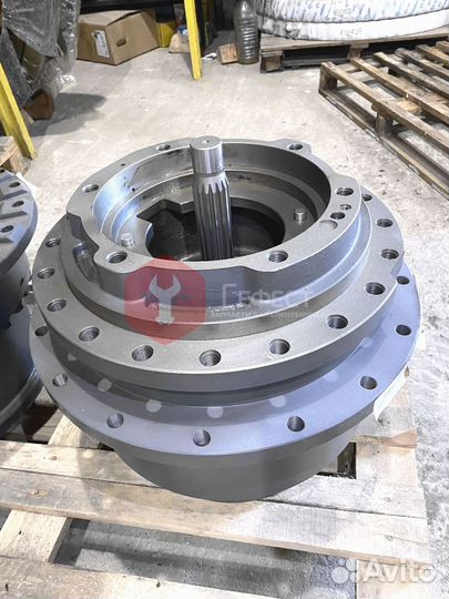 Редуктор хода EC290BLC 14528258