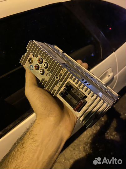 Пионер магнитофон