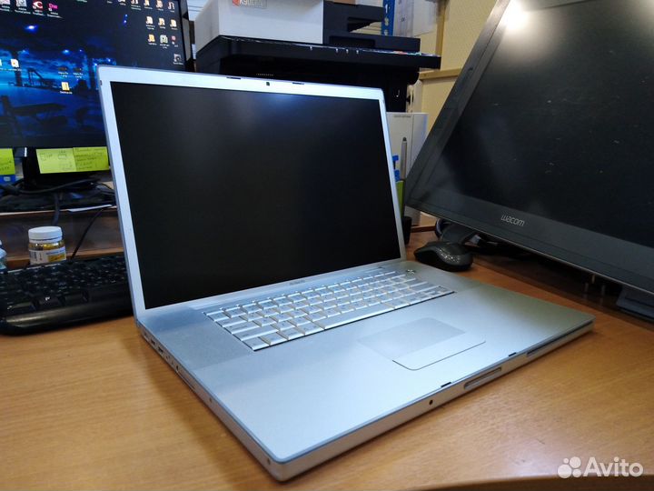 Macbook Pro 17 Мак бук про 17 дюймов